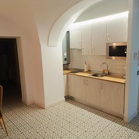 Al-Qazeres Suites Caceres Exterior photo